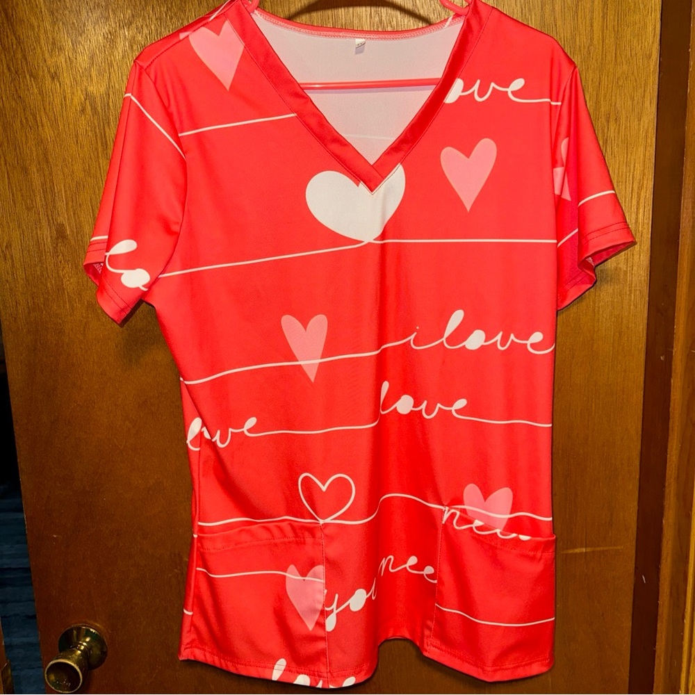 Red Heart Print V-Neck scrub Top
